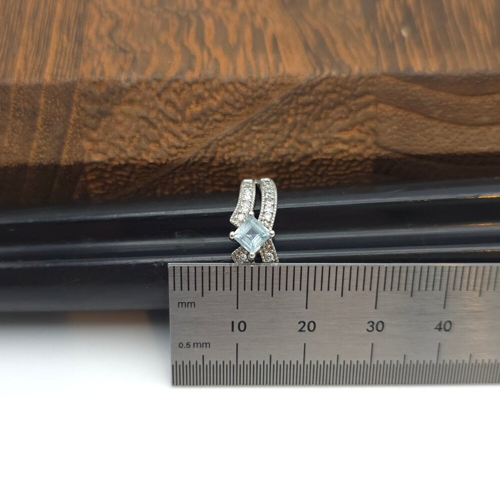 Size 8.75 925 Sterling Silver Aquamarine And Cubic Zirconia Ring A17 - Picture 7 of 8